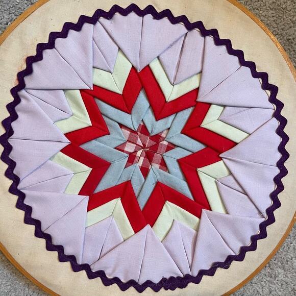 Vintage Quilted Folded Star Embroidery Hoop Wall Hanging Handmade - Picture 2 of 4